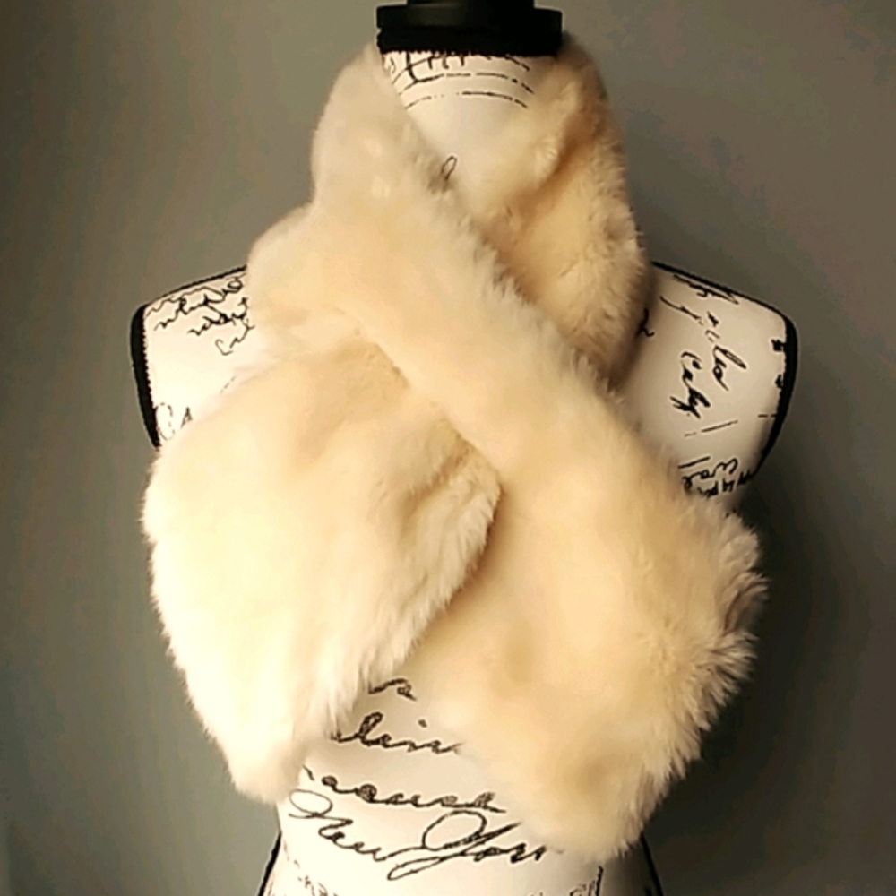 Faux Fur Vintage-style Stole